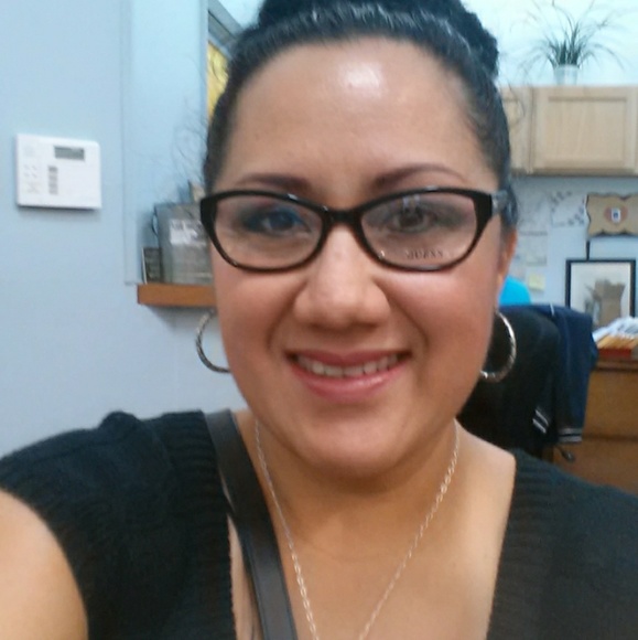 Meet your Posher, Marianela - Picture 7 of 7